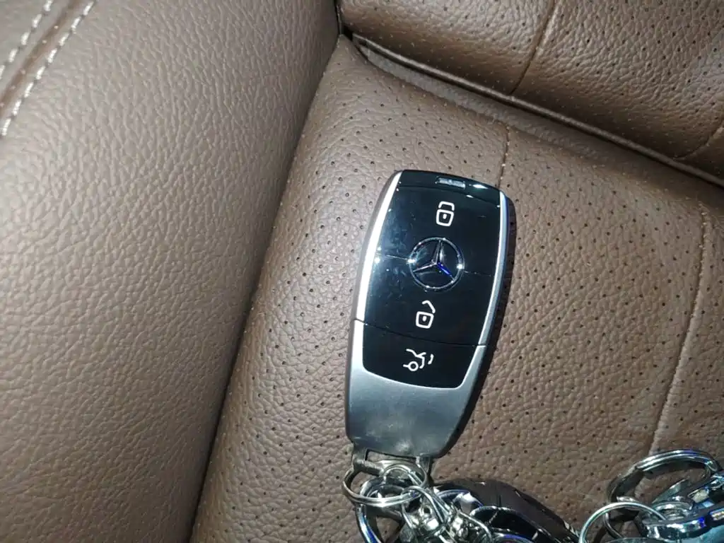 Mercedes-Benz E-Class New Energy — миниатюра 9
