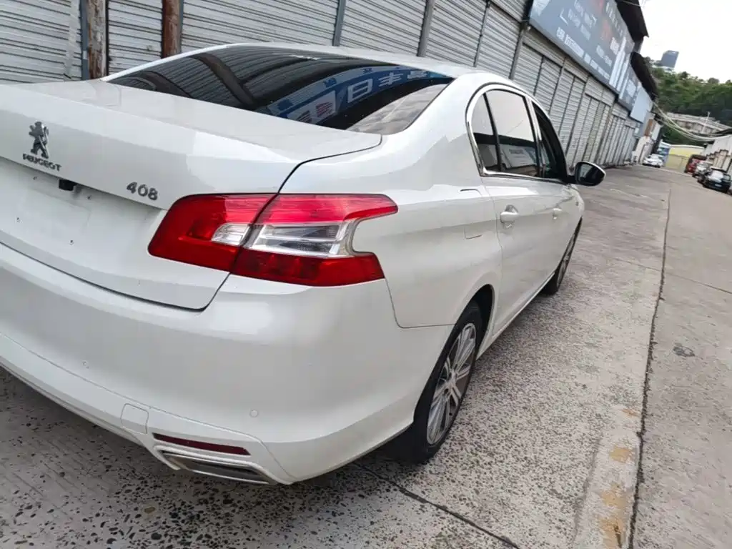 Peugeot 408 — миниатюра 8