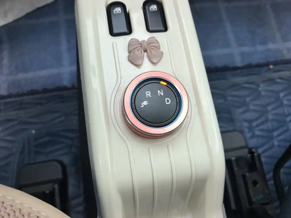 Wuling MINIEV — миниатюра 15