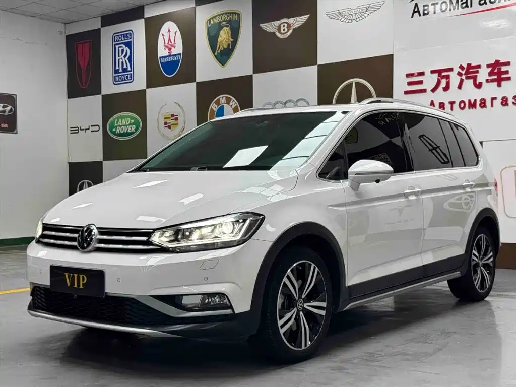 Volkswagen Touran 2021 Touran L 280TSI DSG Cross Luxury Edition 7 seats