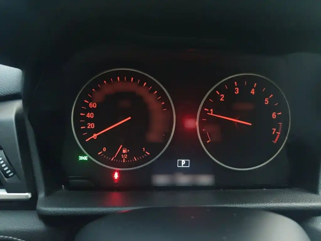 BMW 2 Series Active Tourer (Import) — миниатюра 4
