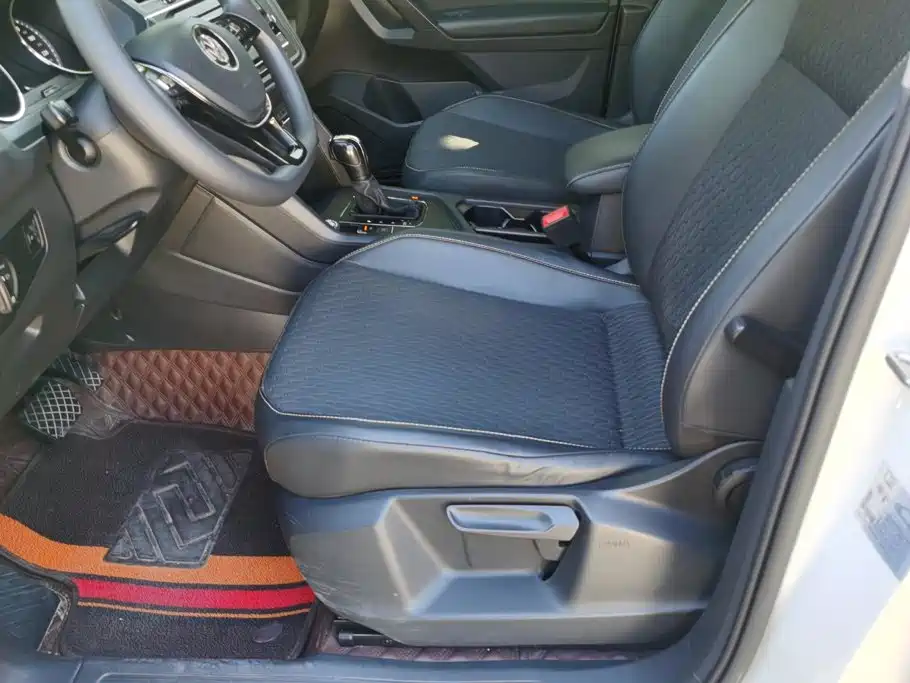 Volkswagen Tiguan L — миниатюра 9