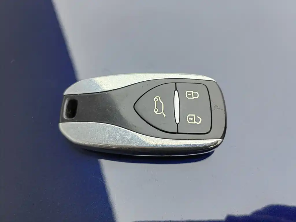 Skyworth EV6 — миниатюра 19