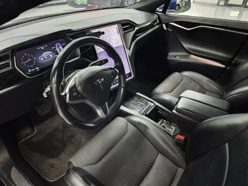 TESLA MODEL S