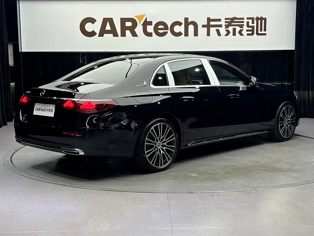 Mercedes-Benz E-Class E 2024 E 300 L Luxury
