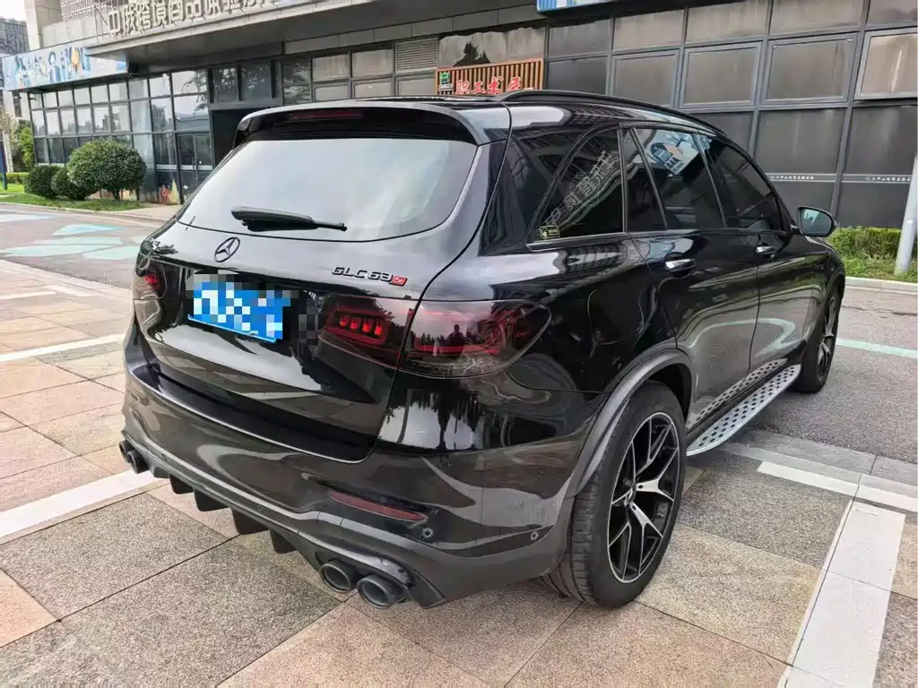 Mercedes-Benz GLC AMG — миниатюра 7