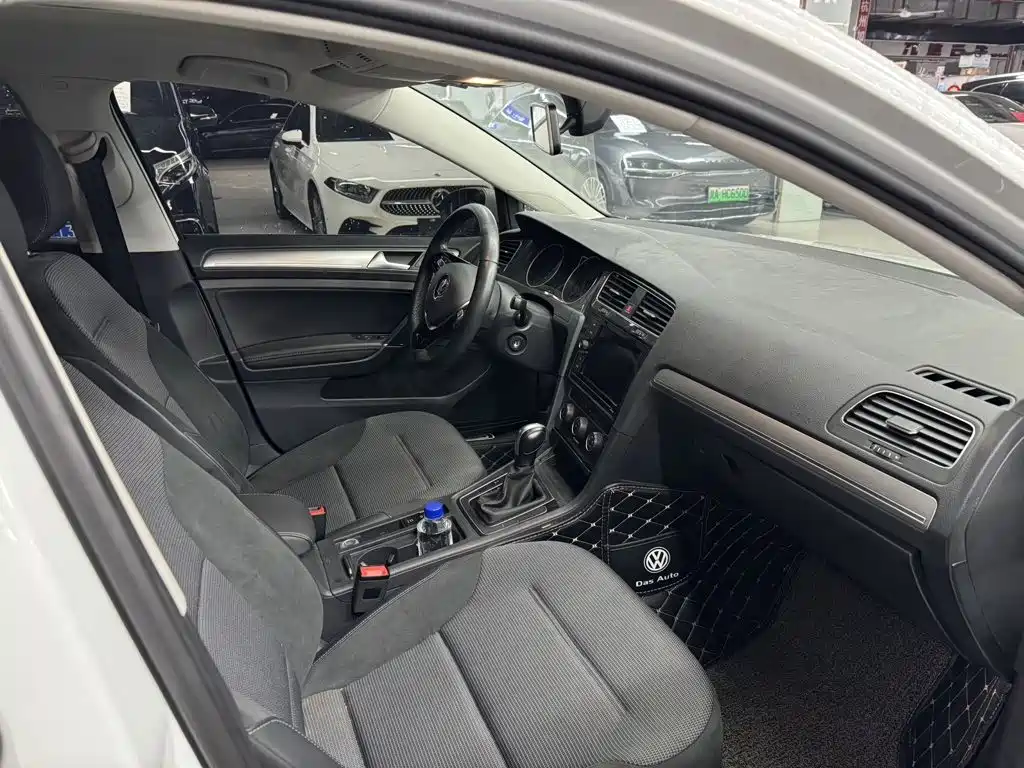 Volkswagen Golf — миниатюра 7