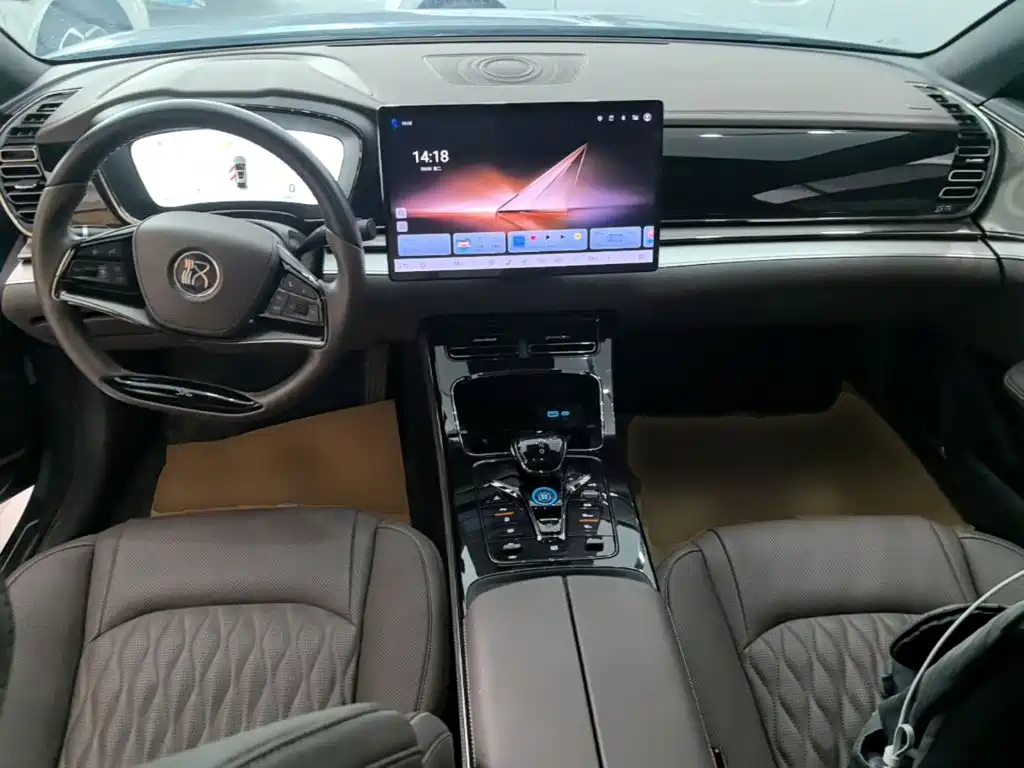 BYD Han — миниатюра 10