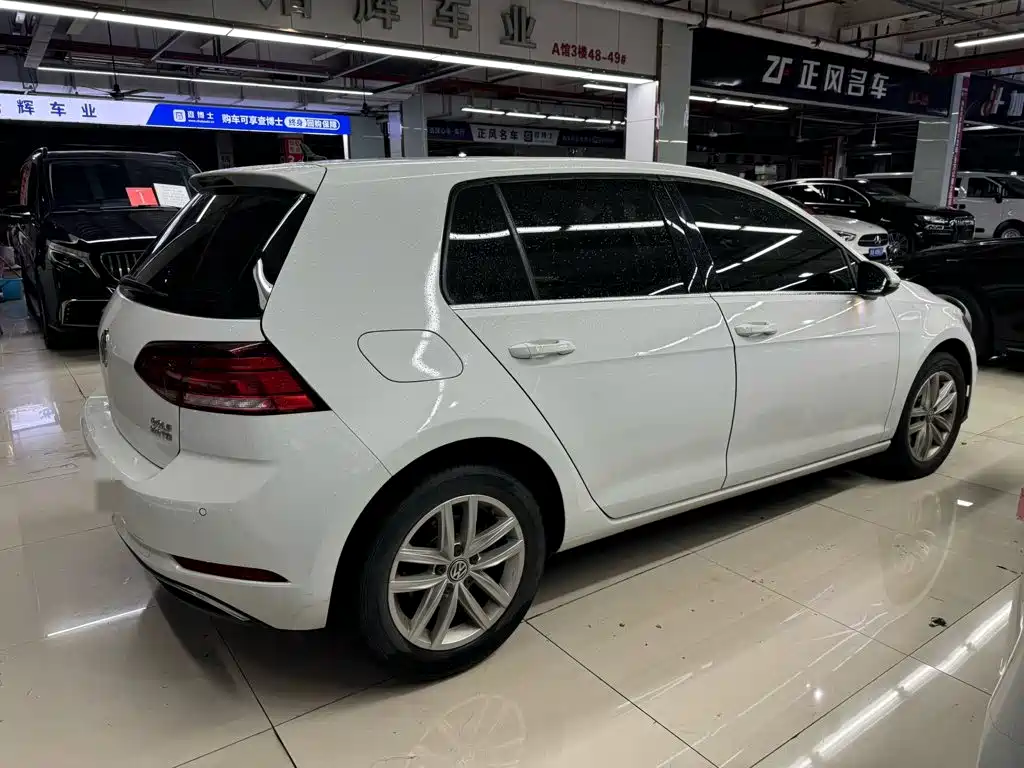 Volkswagen Golf — миниатюра 4