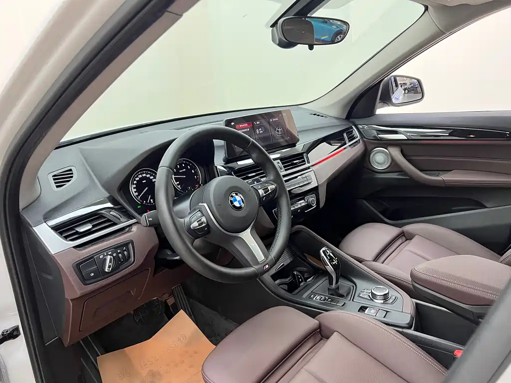 BMW X1 sDrive25Li Leading Type, фото 23