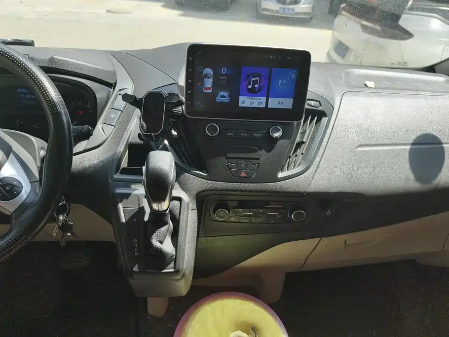 Ford Tourneo — миниатюра 13