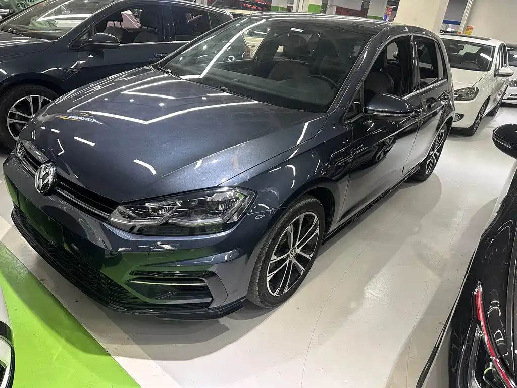 Volkswagen Golf 2020