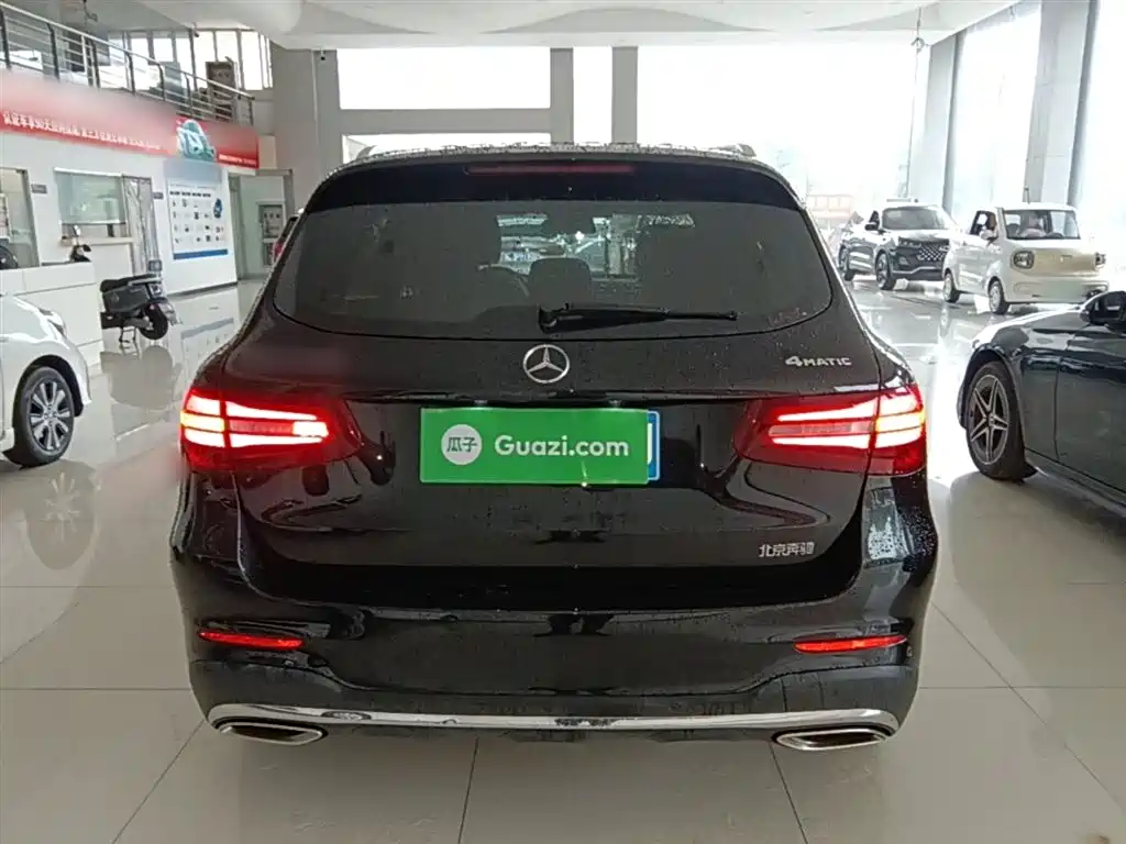 Mercedes-Benz GLC 2017 GLC 260 4MATIC Luxury
