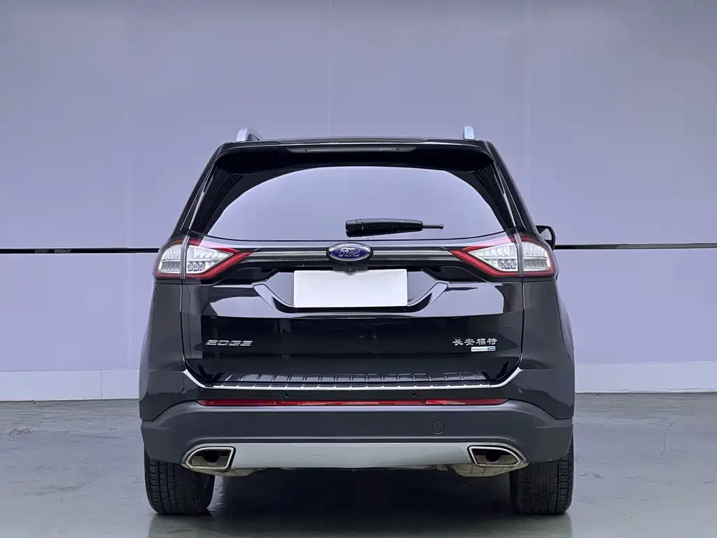 Ford Edge — миниатюра 5