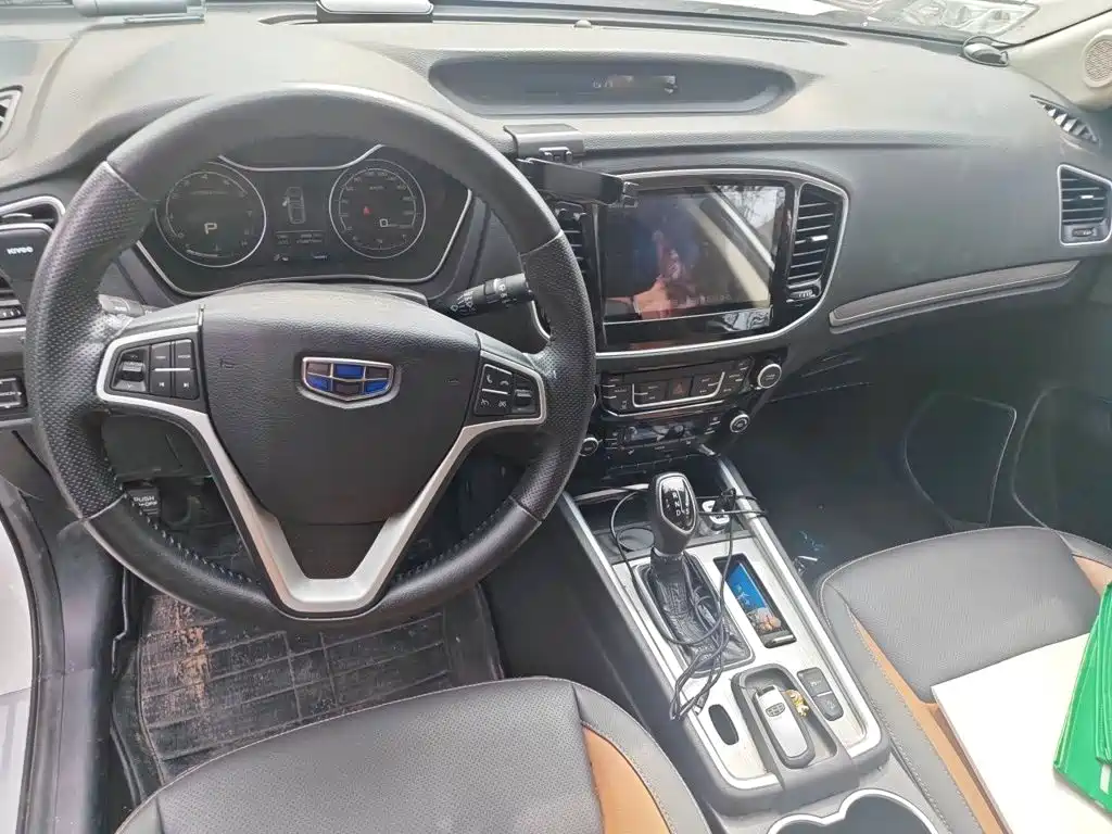 Geely Vision X6 — миниатюра 5