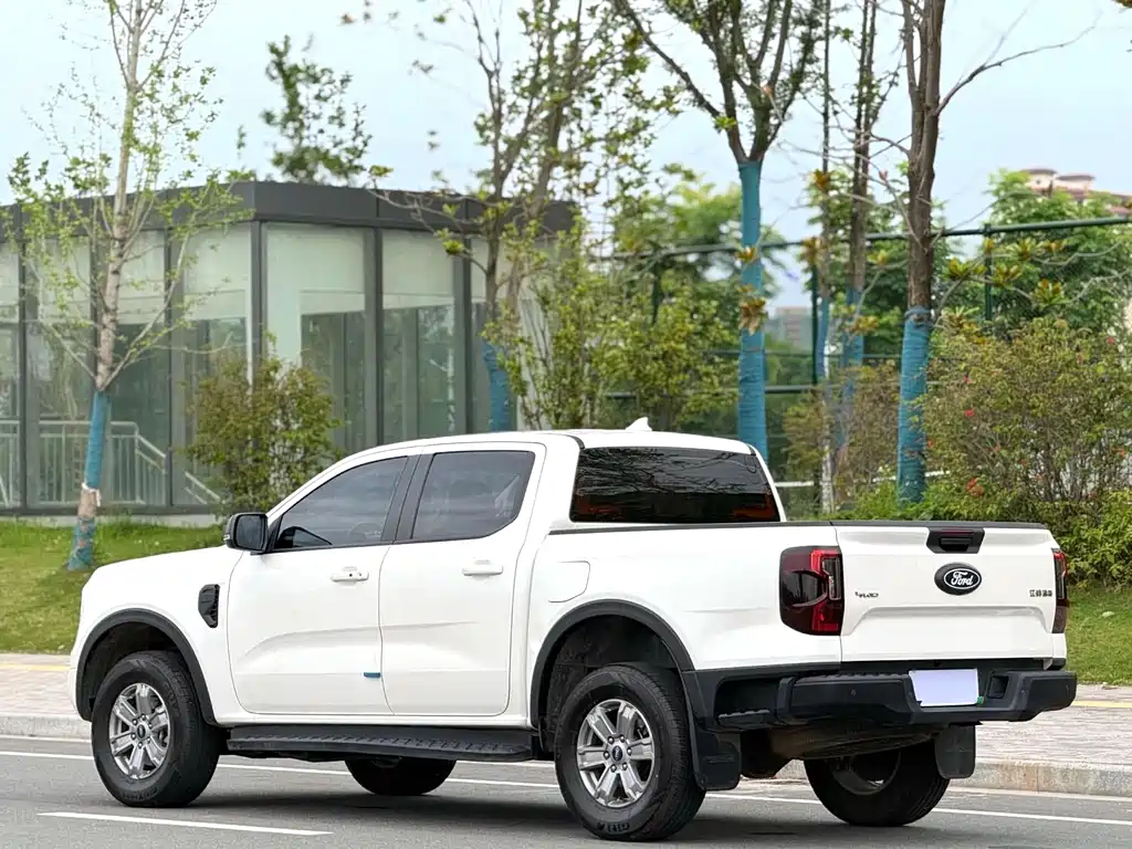 Ford Ranger — миниатюра 9
