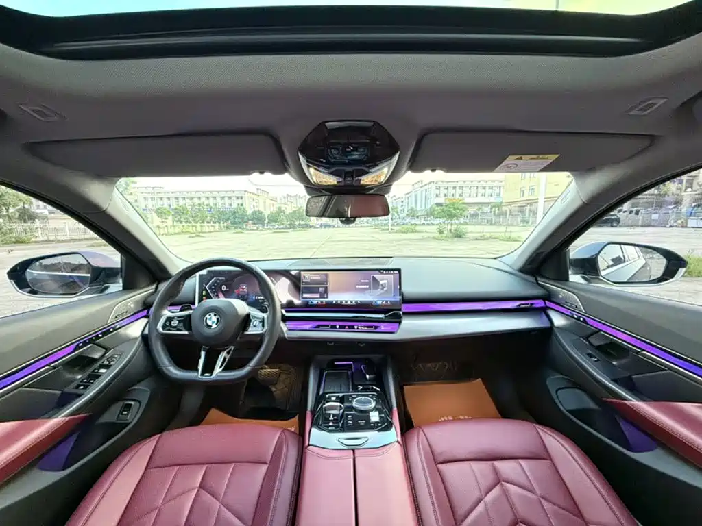 BMW 5 Series — миниатюра 20