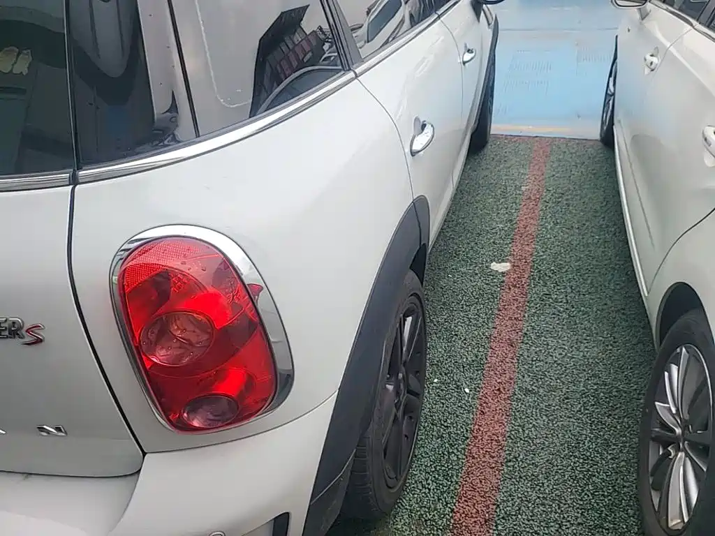 MINI Mini Countryman — миниатюра 8