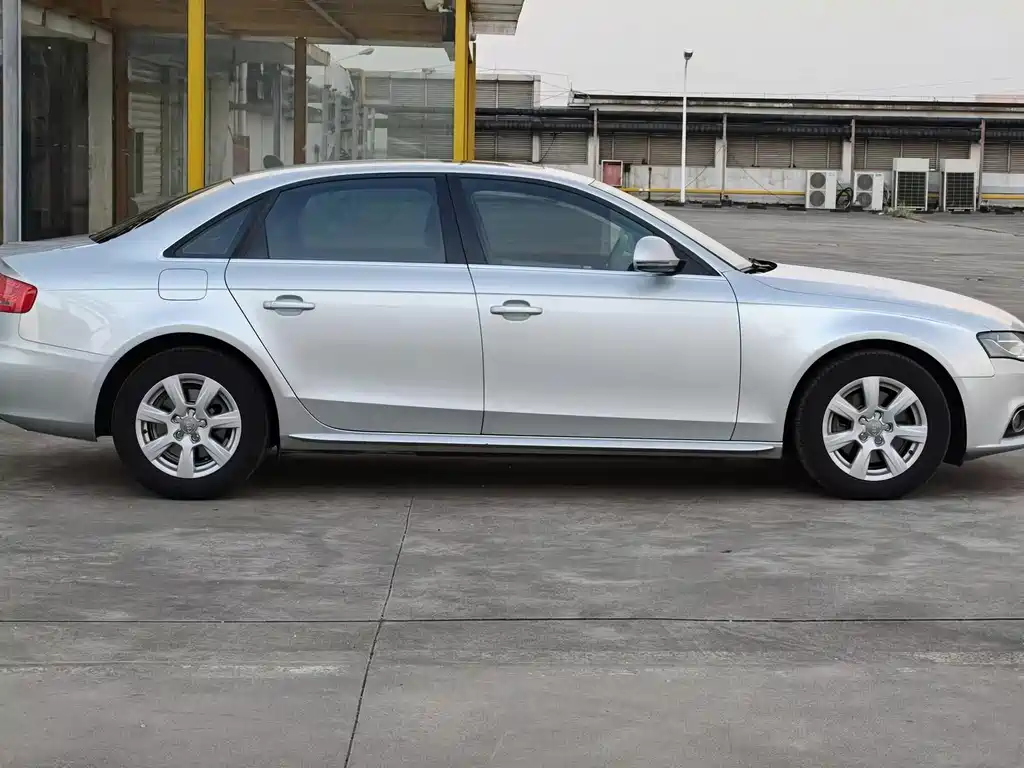 Audi A4L — миниатюра 6