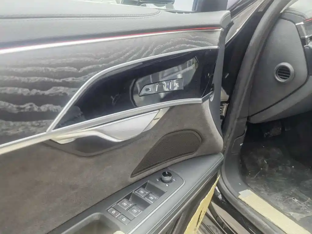 Audi A8 2024 A8L 50 TFSI quattro