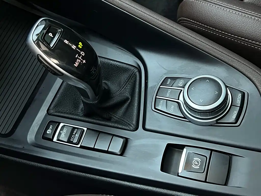 BMW X1 — миниатюра 12