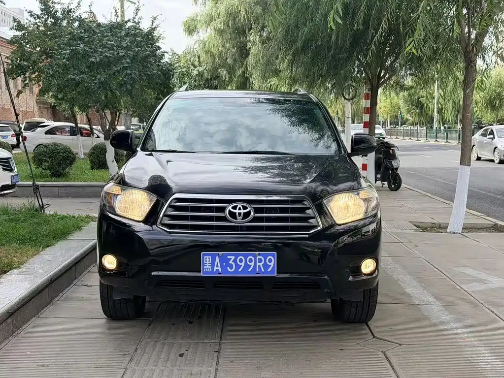 Toyota Highlander — миниатюра 3