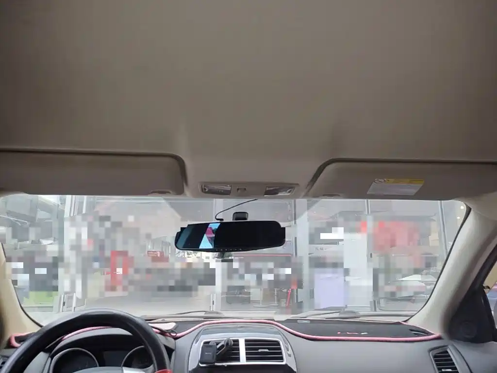 Mitsubishi ASX — миниатюра 23