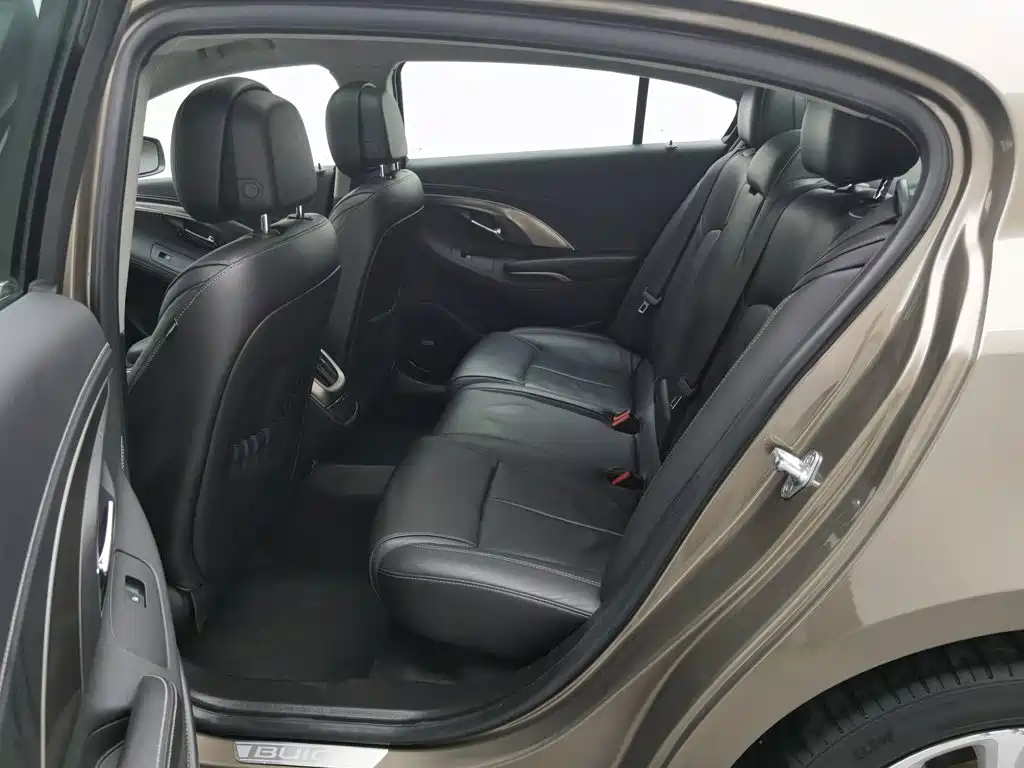 Buick LaCrosse — миниатюра 15