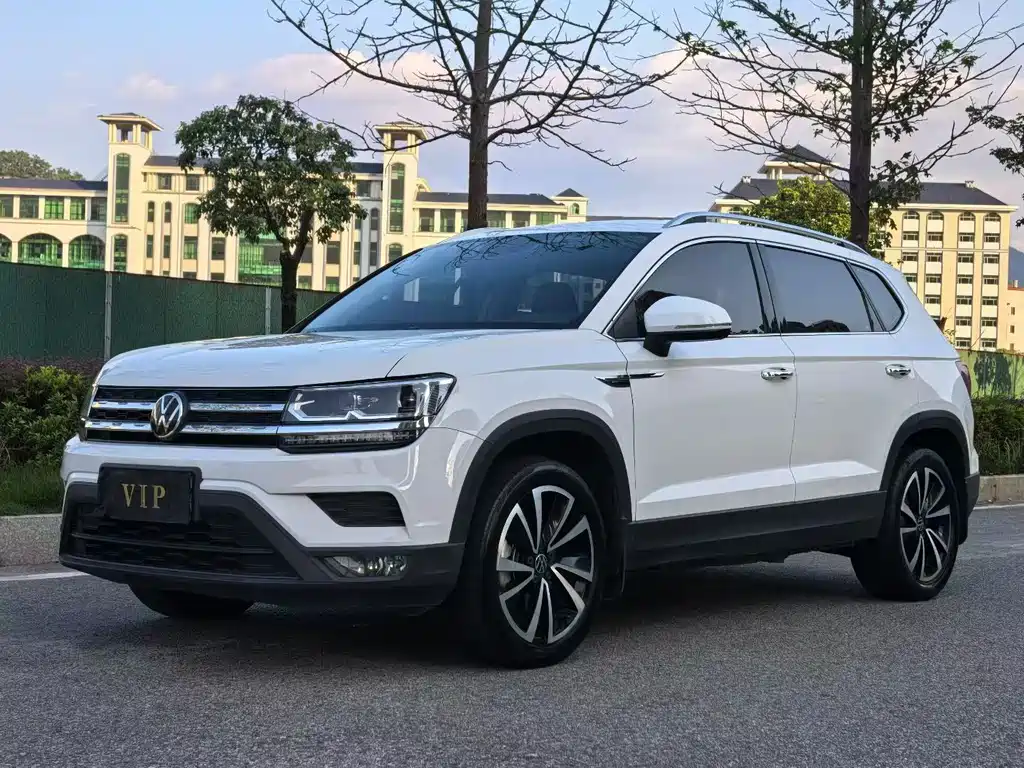 Volkswagen Tharu — миниатюра 3