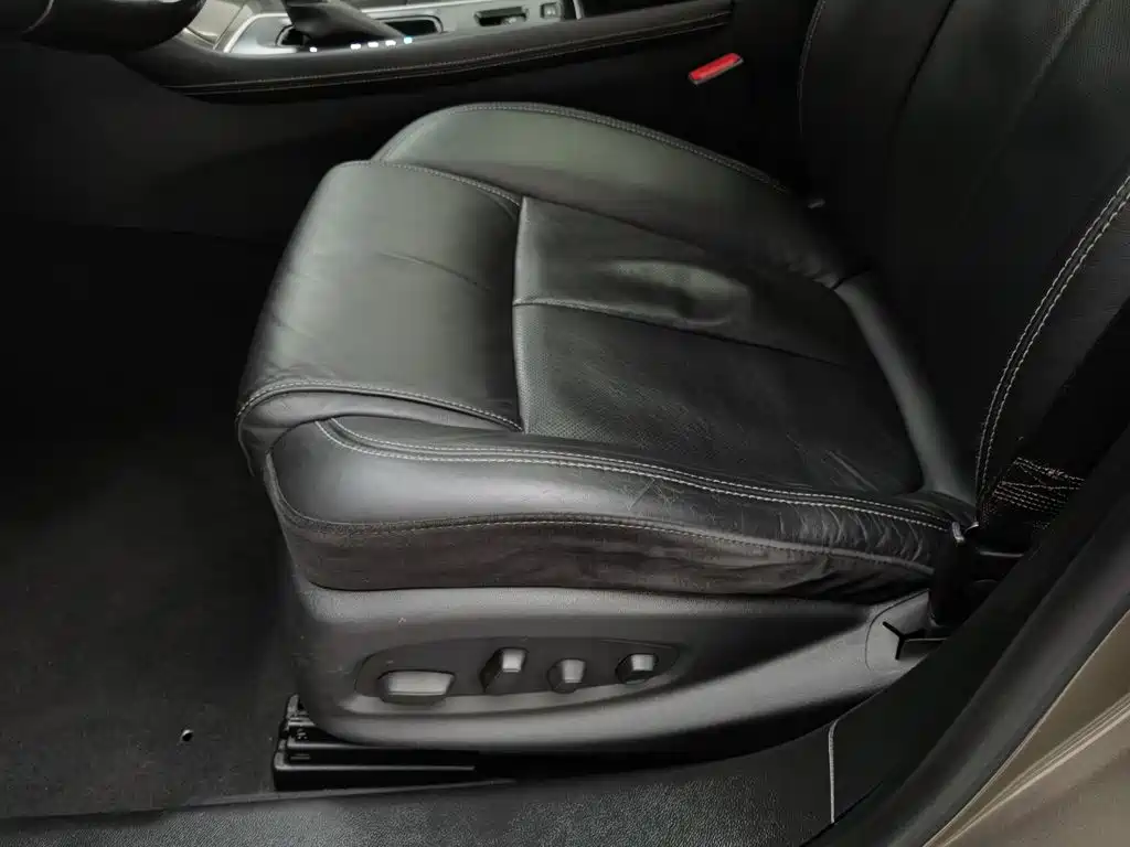 Buick LaCrosse — миниатюра 20