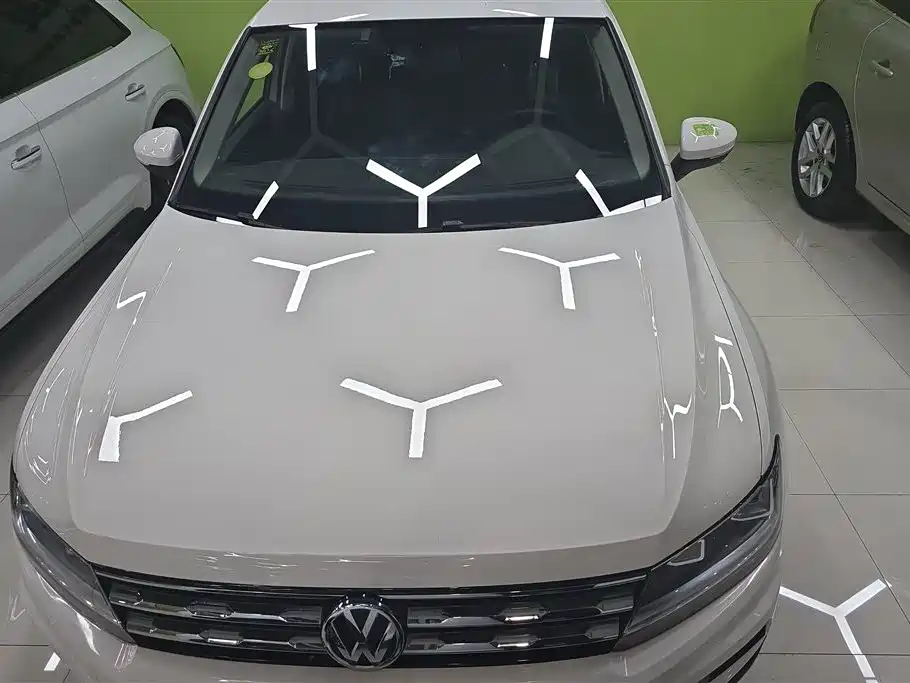 Volkswagen Tiguan L L 2017 330TSI AT
