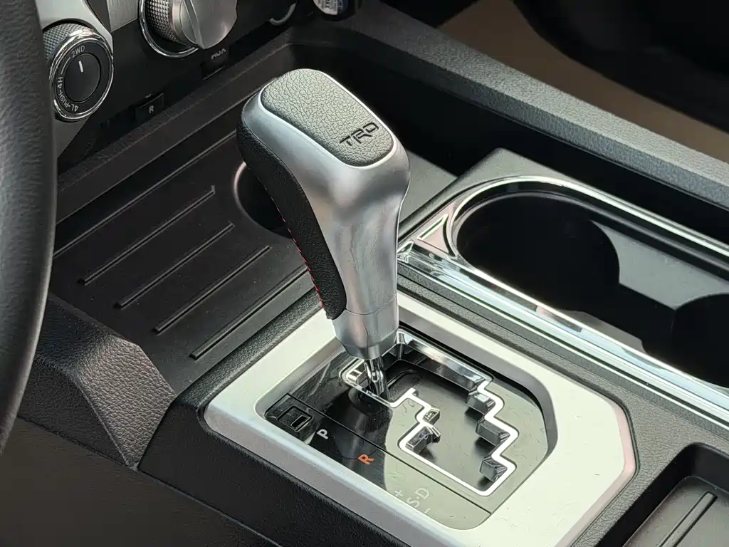 Toyota Tundra 2018 5.7L