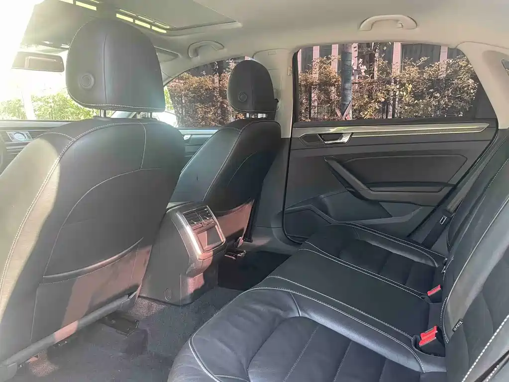 Volkswagen Passat 2016 330TSI DSG