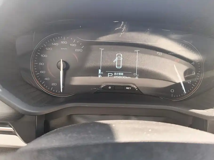Wuling Jiachen — миниатюра 14