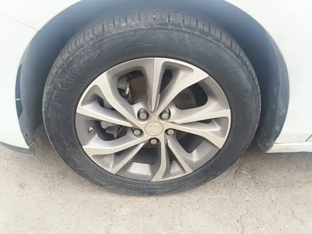 Buick Verano — миниатюра 23