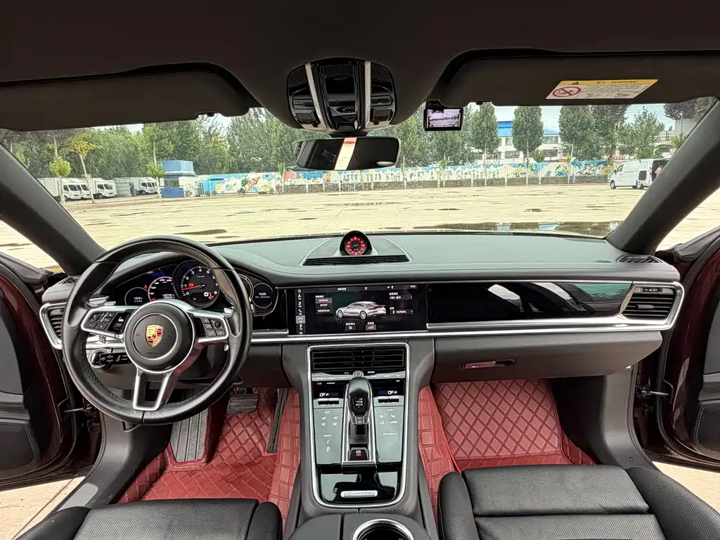 Porsche Panamera — миниатюра 13