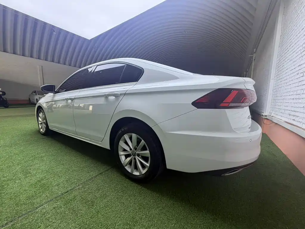 Volkswagen Bora — миниатюра 9