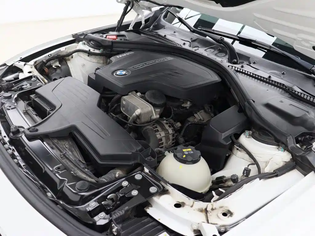 BMW 3 Series — миниатюра 23