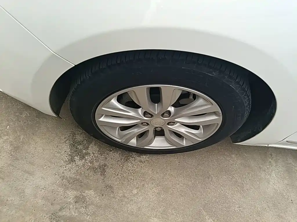 Buick Excelle — миниатюра 23