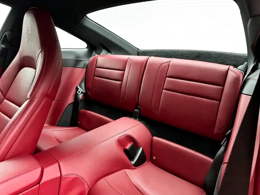 Porsche 911 2023 Carrera 3.0T