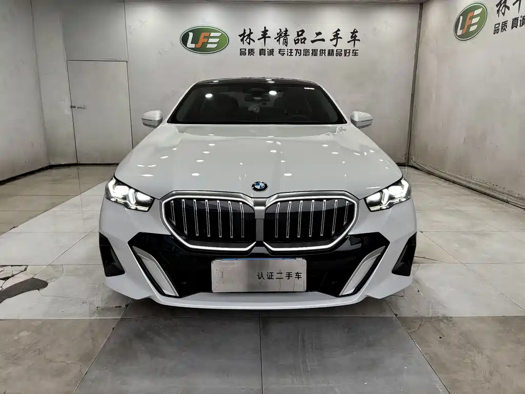 BMW 5 Series 5 2024 525Li M Sport
