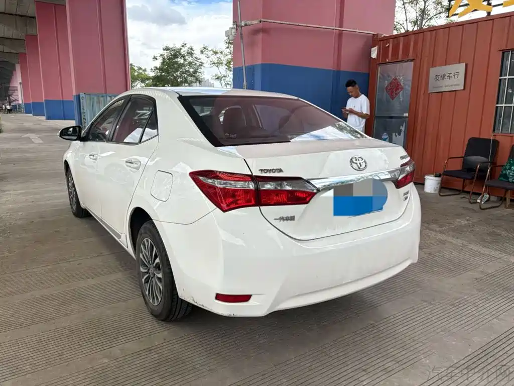 Toyota Corolla - фото 6