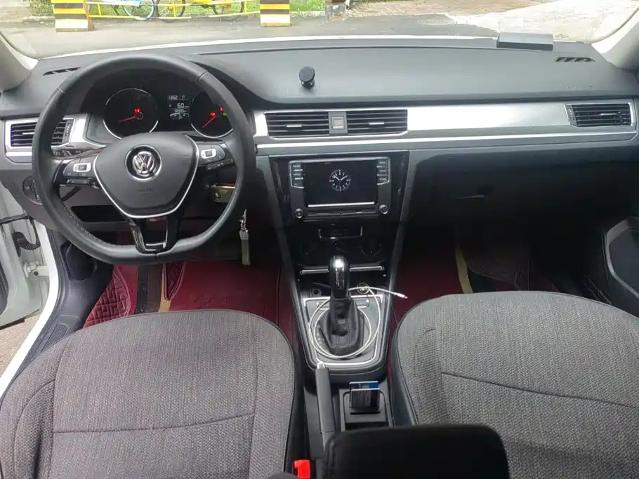 Volkswagen Bora — миниатюра 12