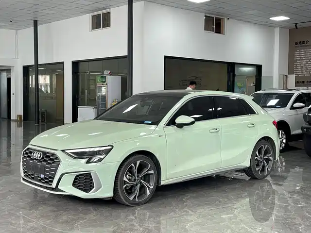 AUDI  A3 2022