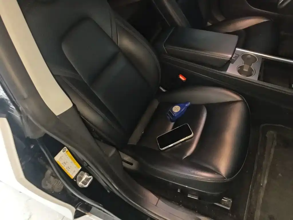 Tesla Model 3 — миниатюра 25