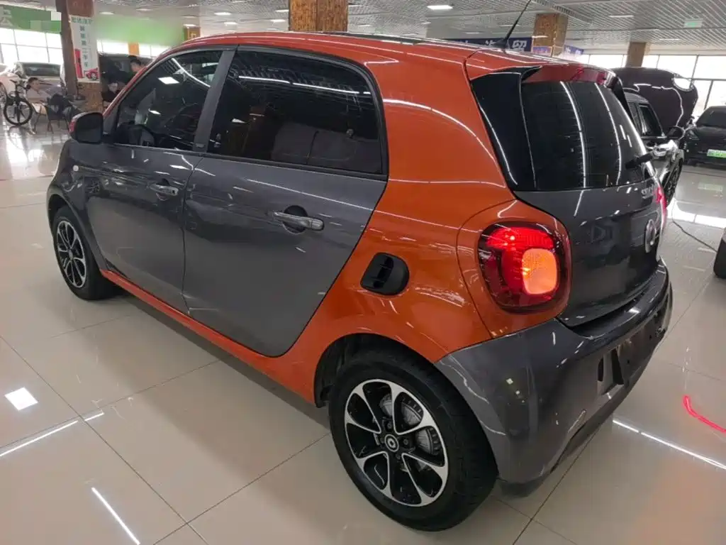 smart Smart Forfour — миниатюра 5