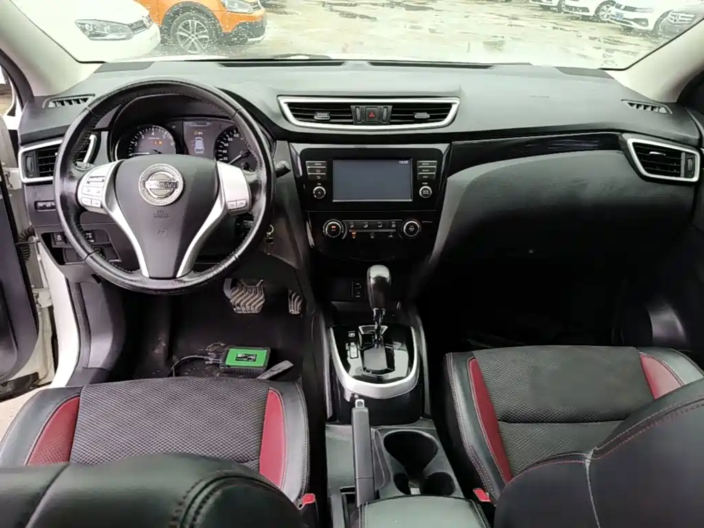 Nissan Qashqai — миниатюра 10