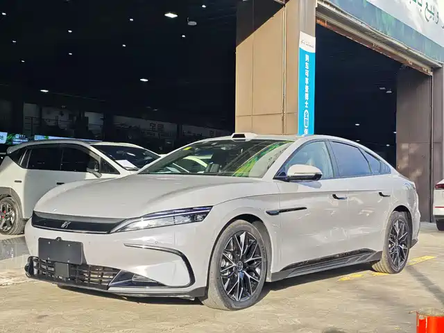 2025 BYD Han