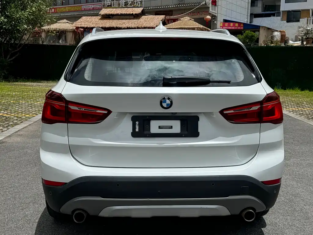 BMW X1 2018 xDrive20Li Premium