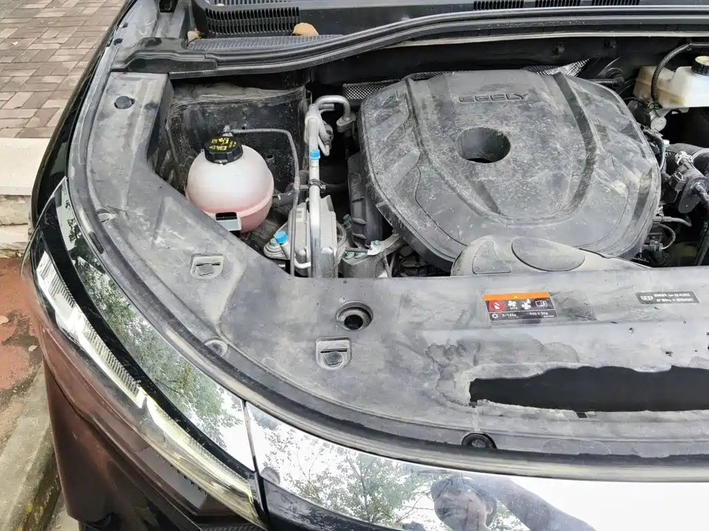Geely Haoyue L — миниатюра 19